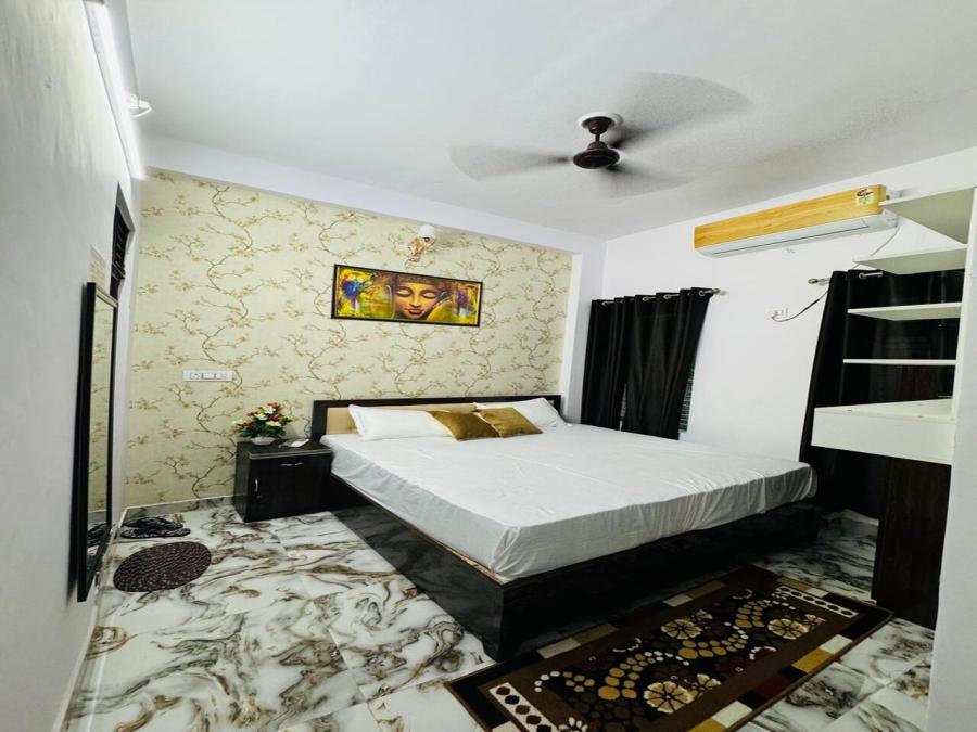 Super Deluxe Room